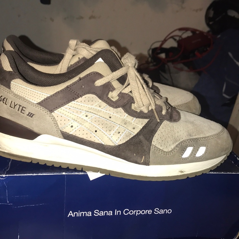 ASICS - Picture 4 of 4